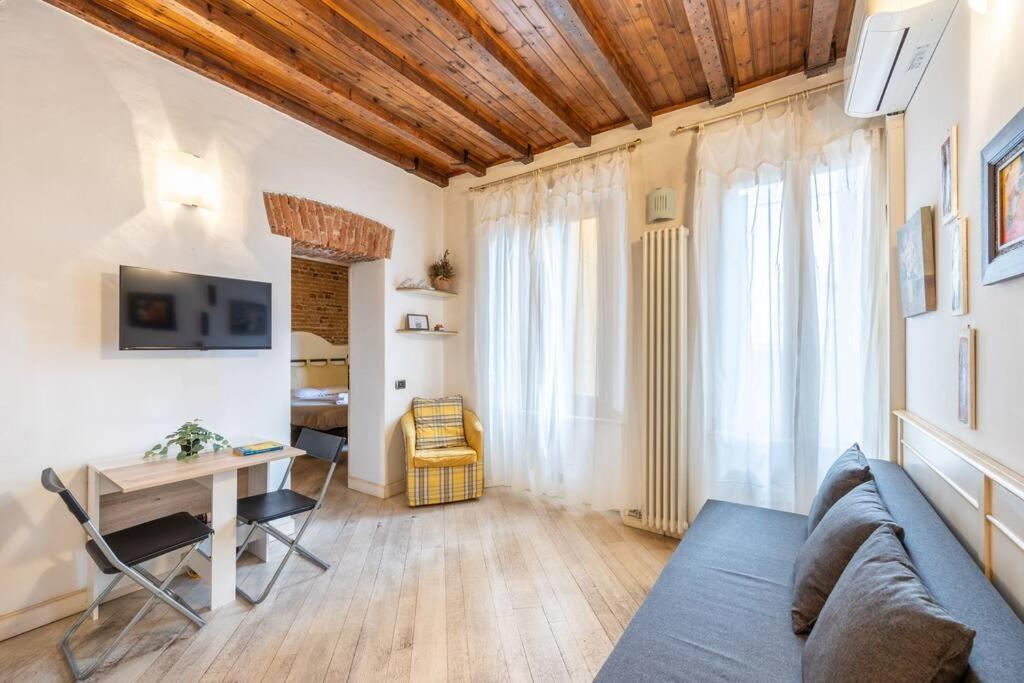 Colonne'S Nest - Cozy And Silent With Ac Milão Exterior foto